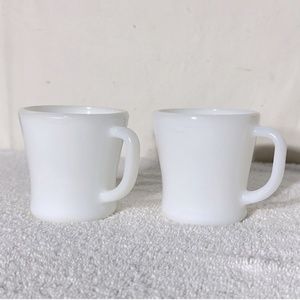 Vintage Federal Heat Proof Milk Glass Mugs x2